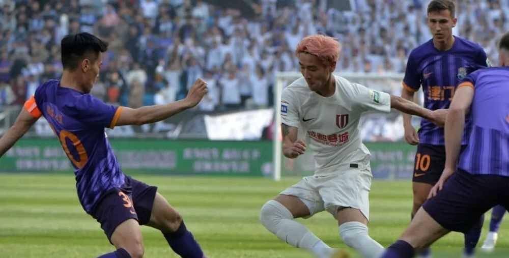 乐鱼LEYU关于举重预选赛焦点战：西城雄狮队逆转滇池雷豹队，客场强势带走胜利。主场山呼海啸的信息