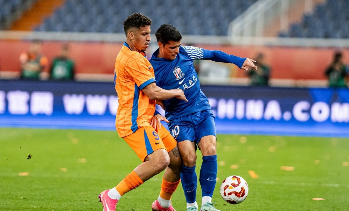 关于里程碑夜山东泰山外线爆发;意甲今晚刷纪录;管理层满意;轮换策略成焦点的信息 关于里程碑夜山东泰山外线爆发;意甲今晚刷纪录;管理层满意;轮换策略成焦点的信息