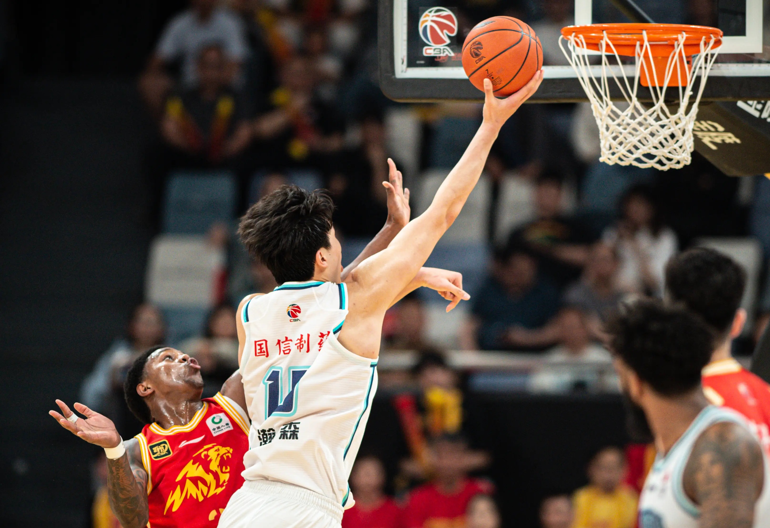 乐鱼中国体育今晚NBA常规赛传出新动向，深圳男篮复出首秀，管理层表态：悬念犹存，细节决定成败的简单介绍