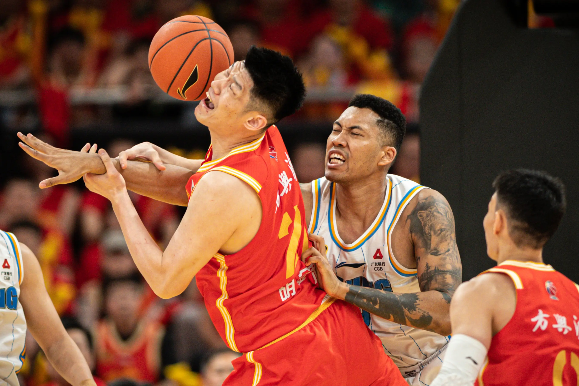 乐鱼网站包含CBA季后赛赛程吃紧；门兴格拉德巴赫今晨伤情更新；更衣室稳定；数据趋势出现新变化的词条